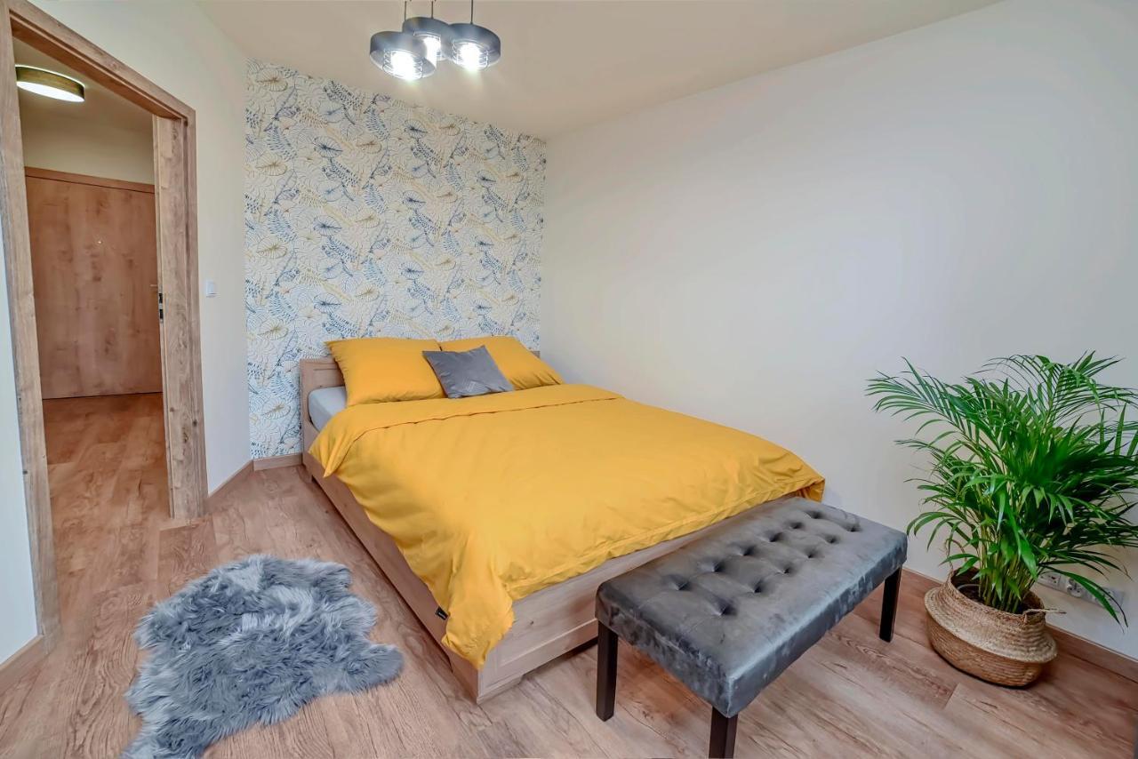Apartament Na Zlotej Podkowie Glogów Exterior foto